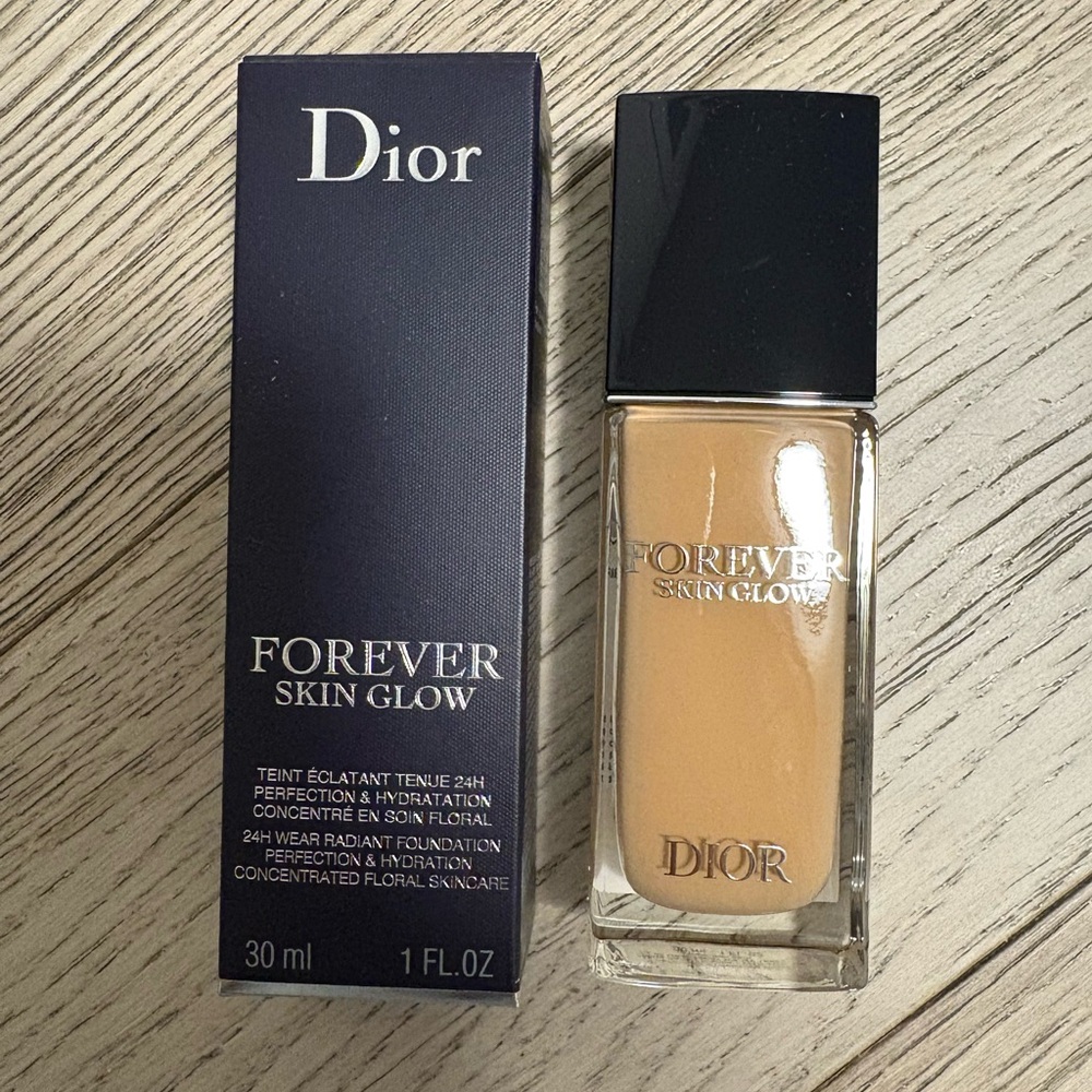 Dior Forever Skin Glow in Shade 3N Neutral Glow